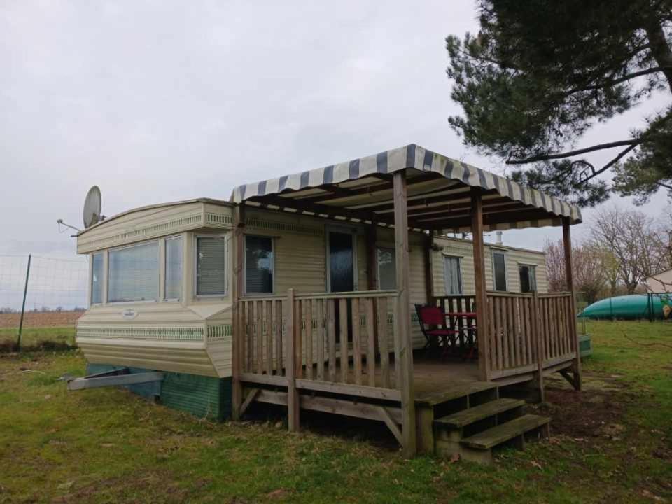 Camping La Maltournee Sigloy Zewnętrze zdjęcie